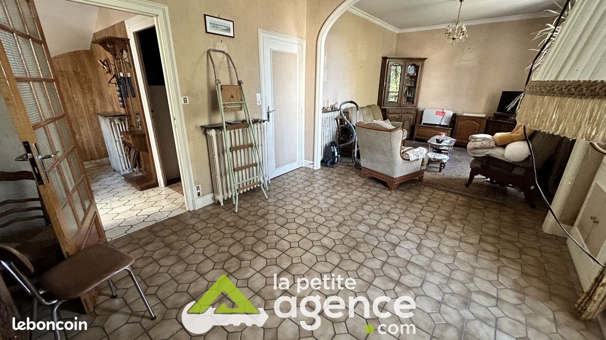 Maison à vendre, 111m², Montluçon