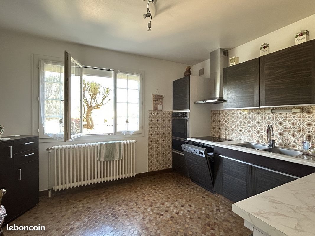 Maison à vendre, 144m², Saint-Julien-les-Villas