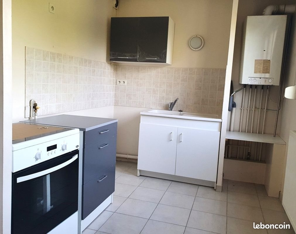 Appartement à louer, 53m², Saint-Julien-les-Villas
