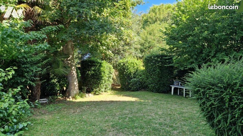Maison à vendre, 195m², La Ville-ès-Nonais