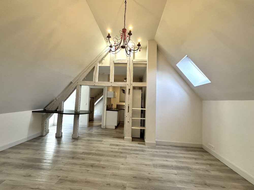 Maison à louer, 2m², Troyes