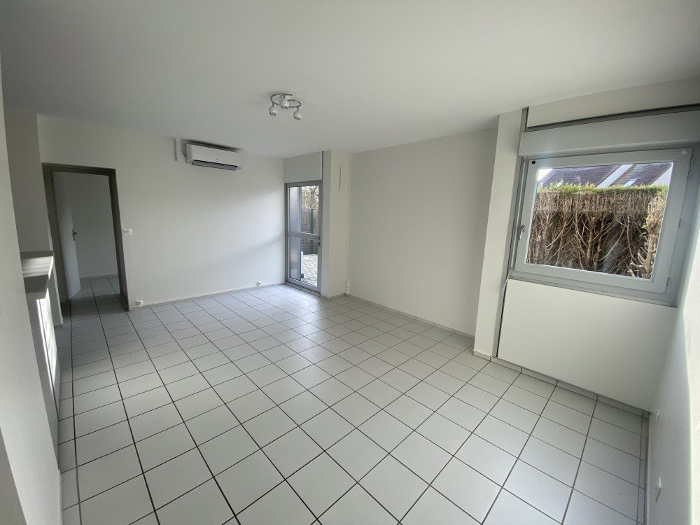 Maison à louer, 2m², Troyes