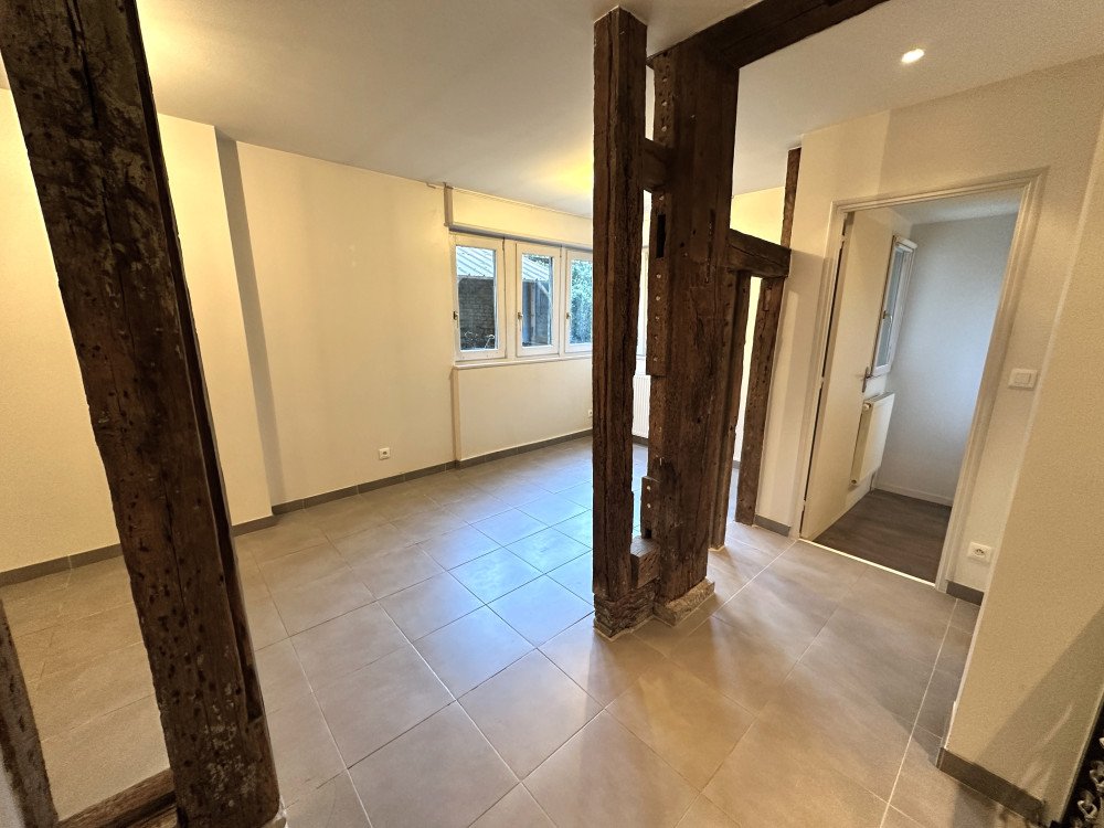 Maison à louer, 2m², Troyes