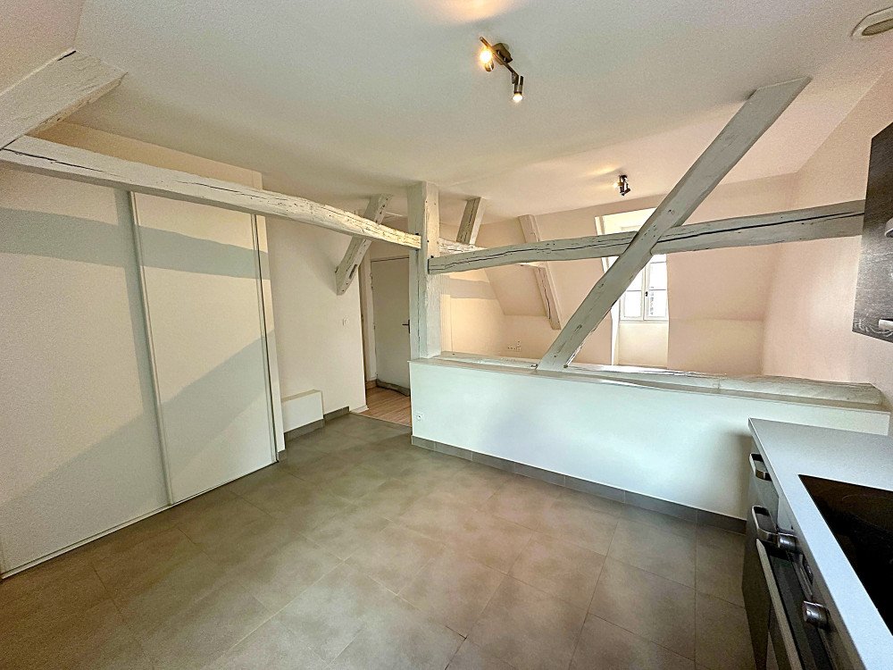 Maison à louer, 2m², Troyes