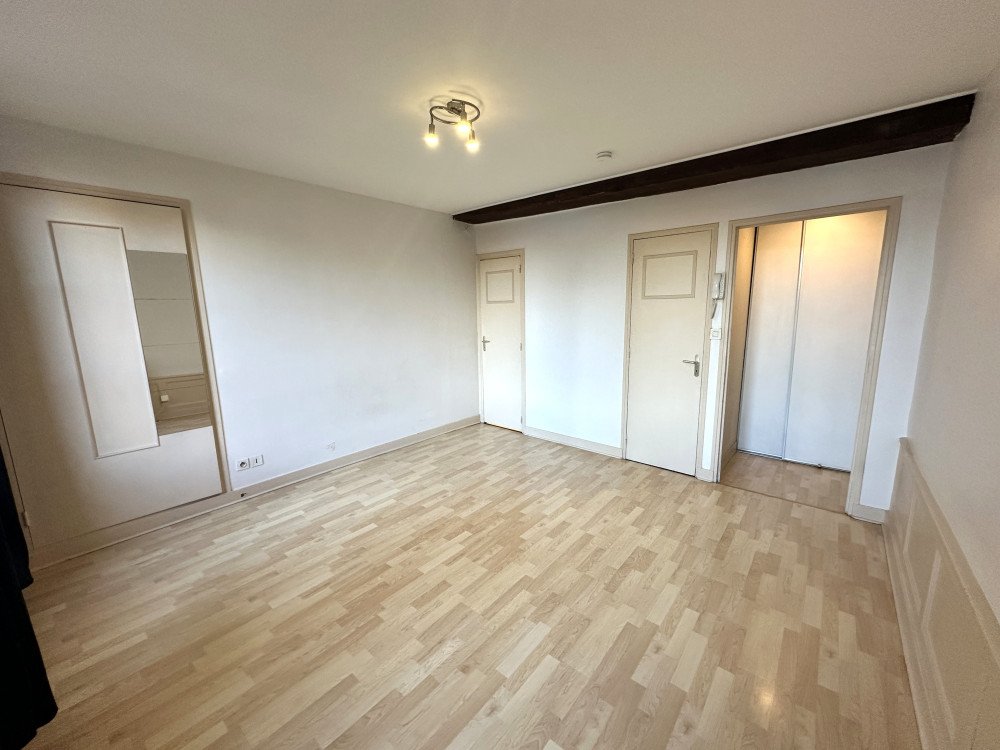 Maison à louer, 1m², Troyes