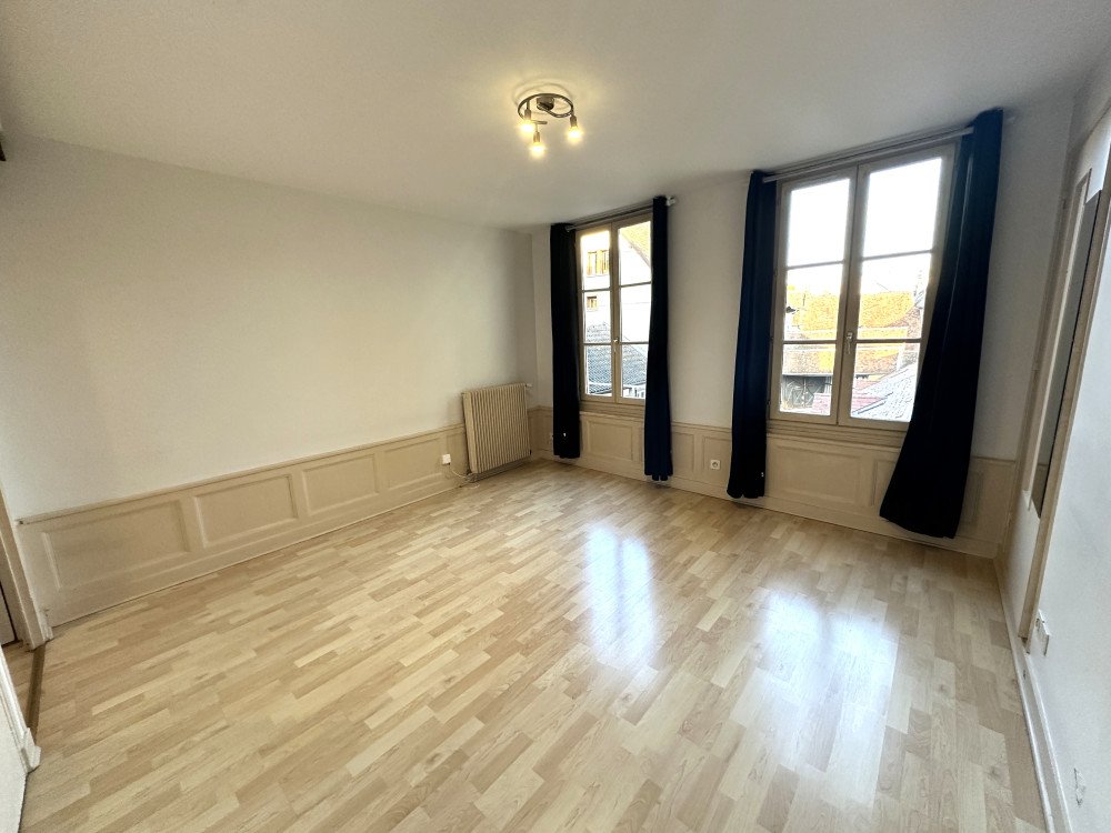 Maison à louer, 1m², Troyes