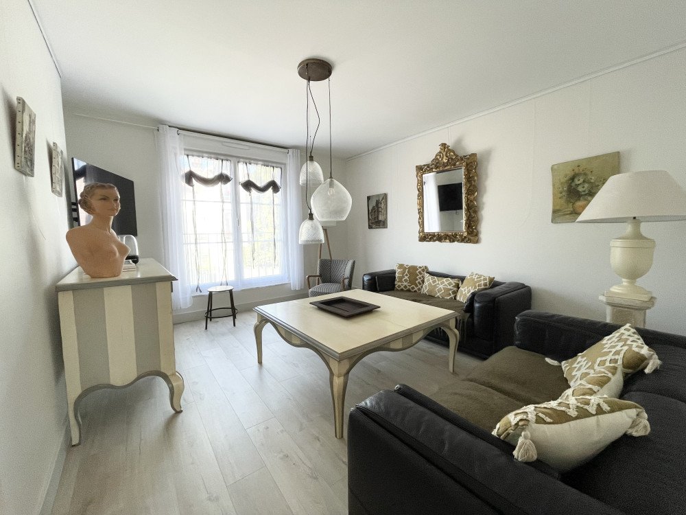 Maison à louer, 3m², Pont-Sainte-Marie