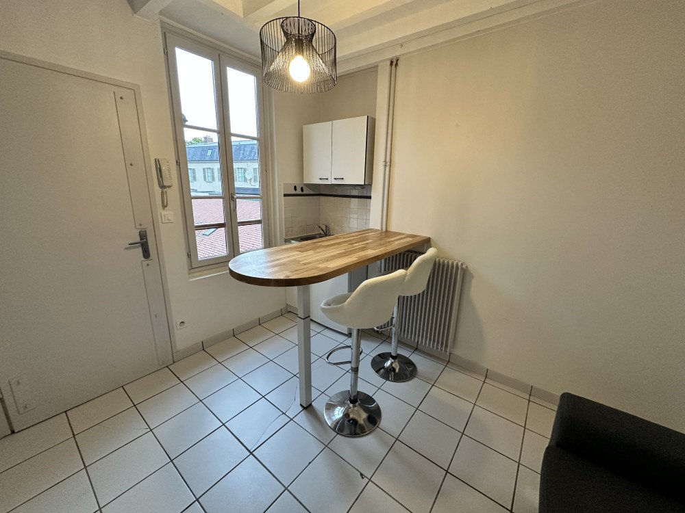 Maison à louer, 1m², Troyes