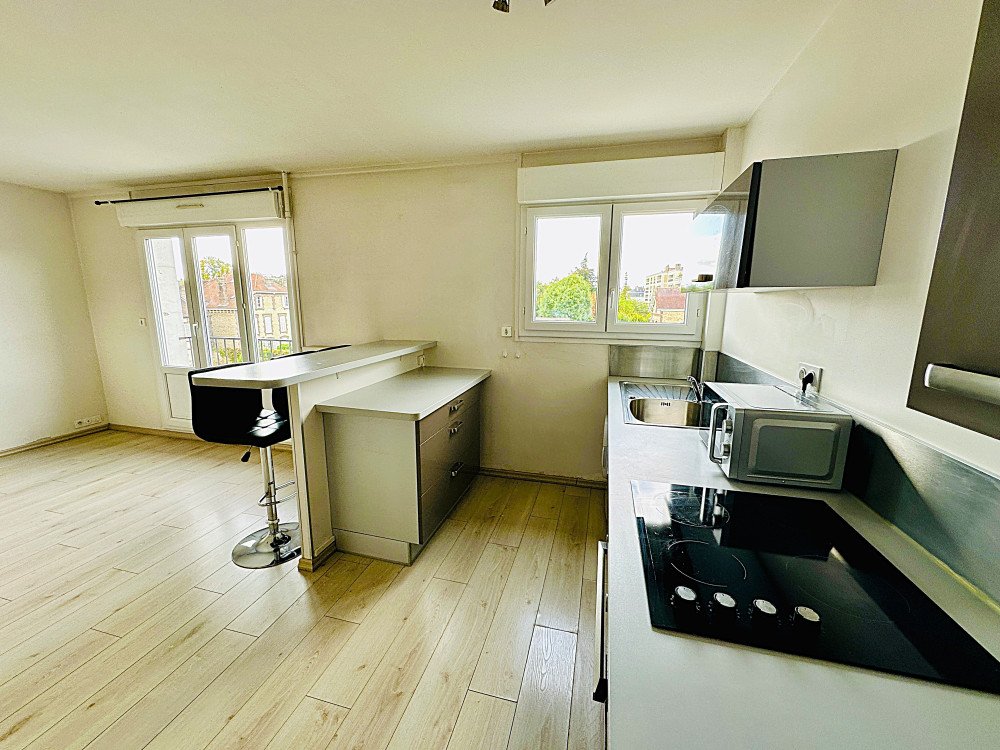Maison à louer, 2m², Troyes