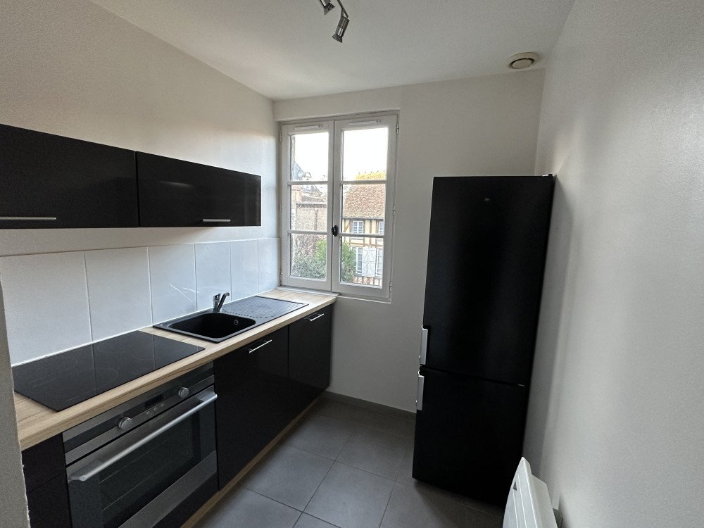 Maison à louer, 3m², Troyes
