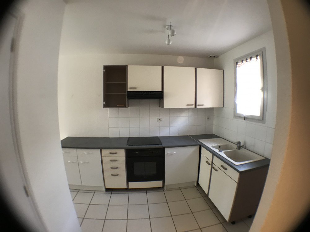 Maison à louer, 3m², Mesnil-Saint-Père