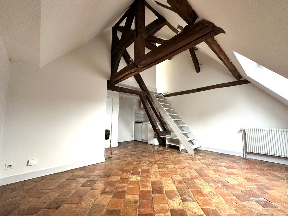 Maison à louer, 2m², Troyes