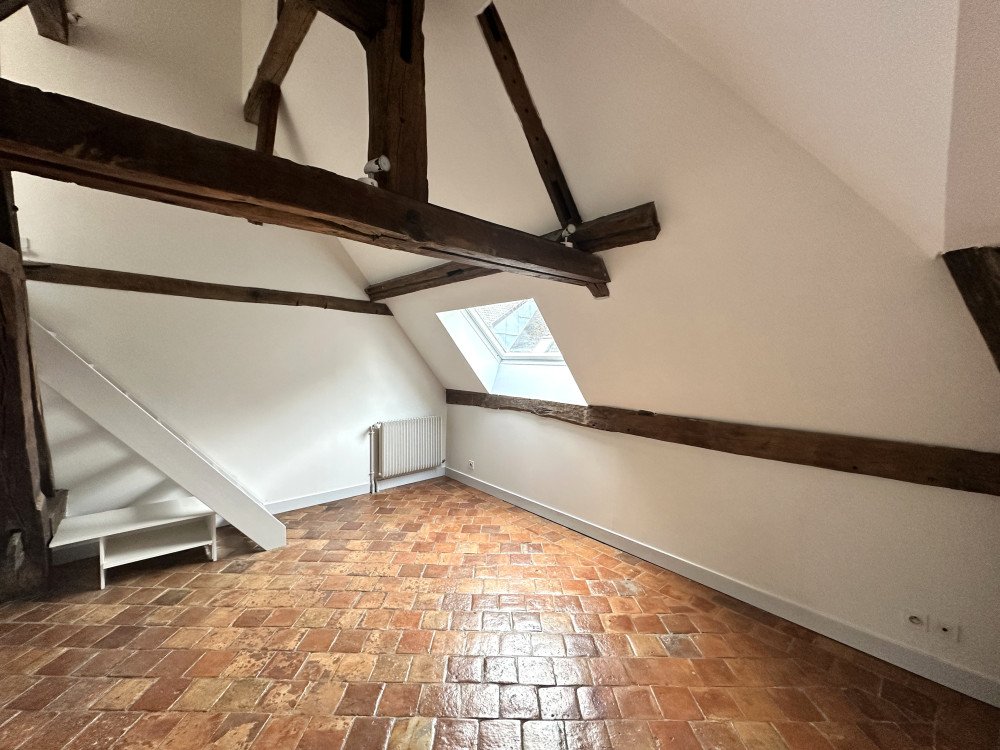 Maison à louer, 2m², Troyes