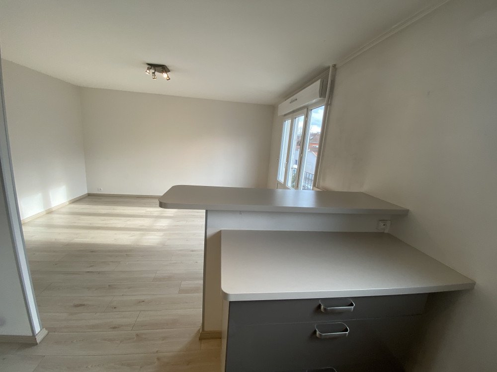 Maison à louer, 2m², Troyes