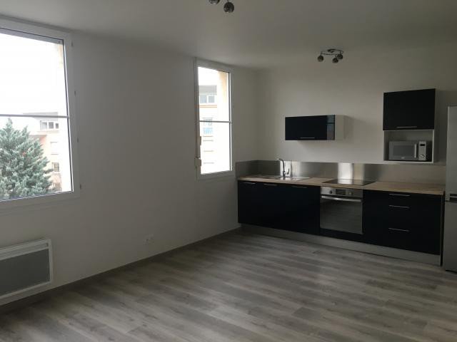Maison à louer, 2m², Troyes