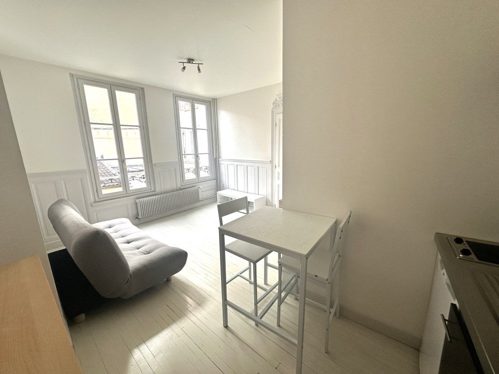 Maison à louer, 2m², Troyes