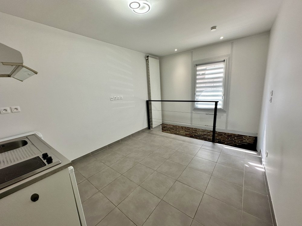 Maison à louer, 2m², Troyes