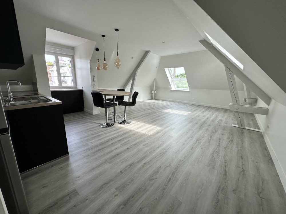 Maison à louer, 60m², Pont-Sainte-Marie