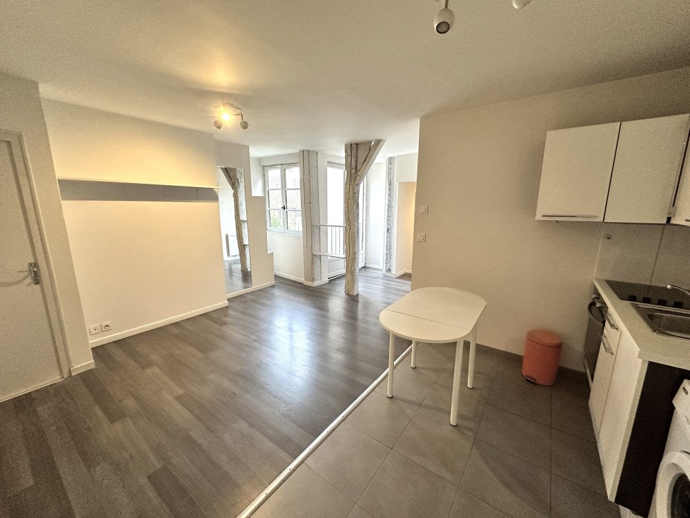 Maison à louer, 2m², Troyes