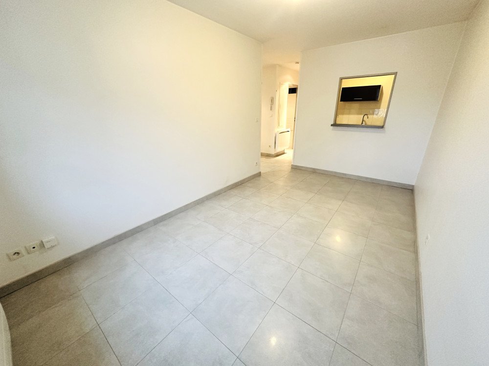 Maison à louer, 2m², Troyes