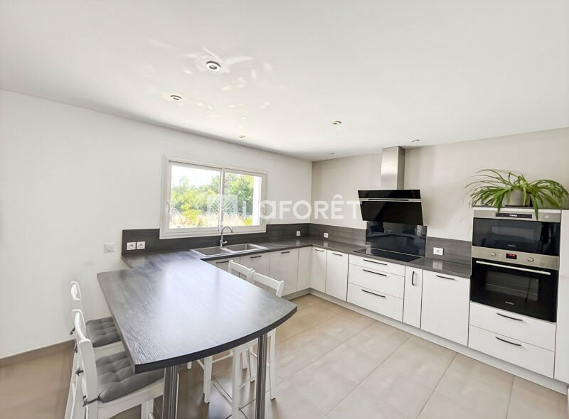 Maison à vendre, 122m², Angeville
