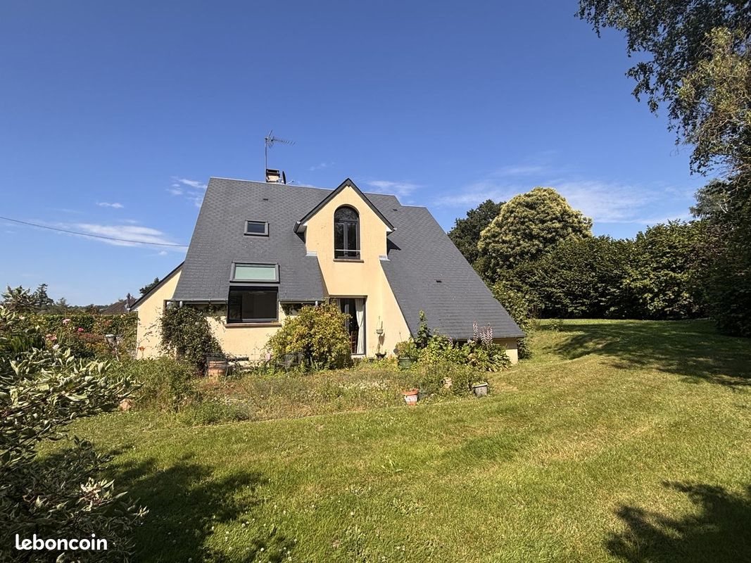 Maison à vendre, 125m², Sainte-Suzanne-sur-Vire