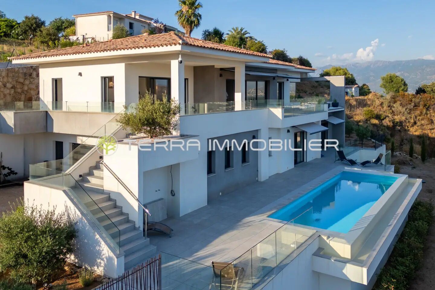 Maison à vendre, 260m², Alata