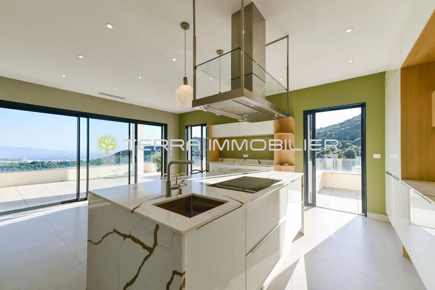 Maison à vendre, 260m², Alata