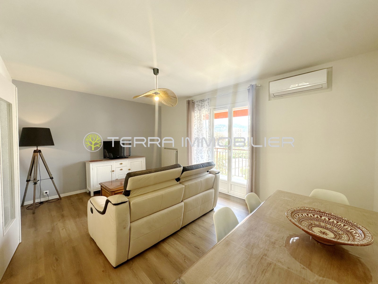 Appartement à louer, 61m², Ajaccio
