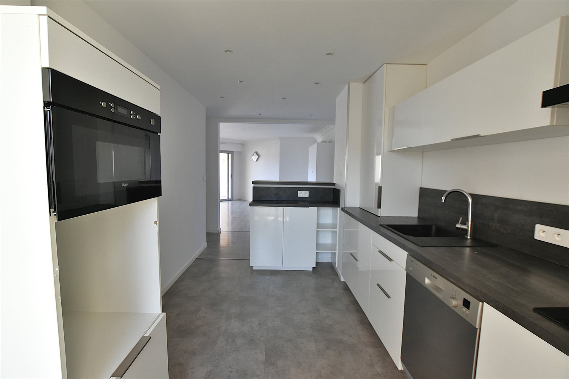 Appartement à louer, 100m², Ajaccio
