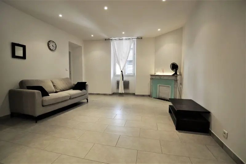 Appartement à louer, 48m², Ajaccio
