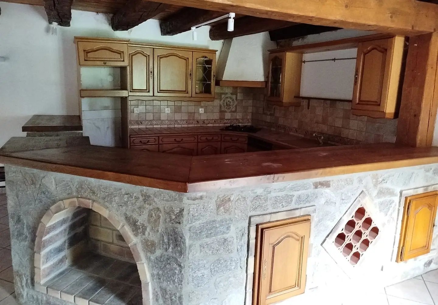 Maison à louer, 218m², Campan