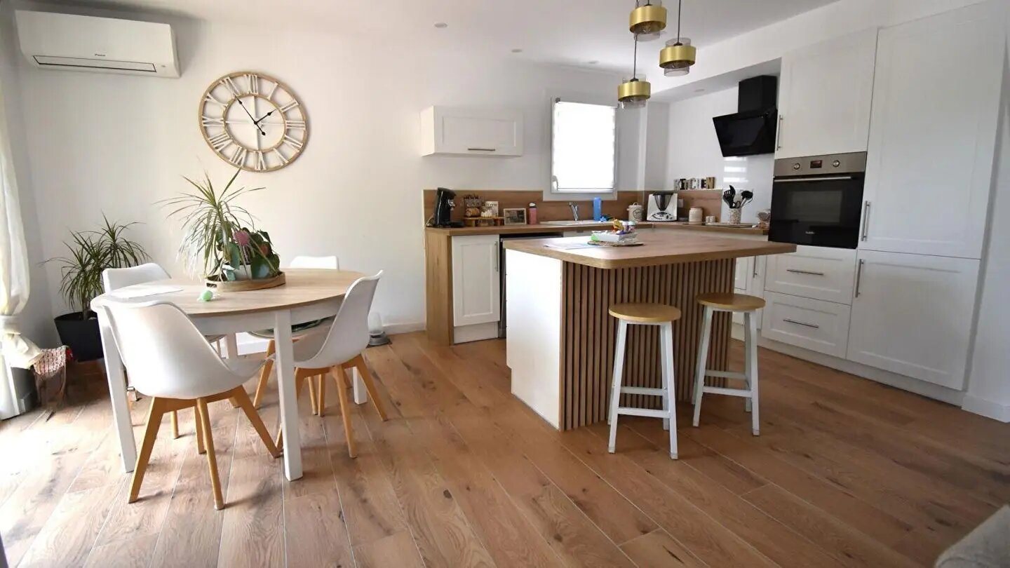 Appartement à vendre, 71m², Saint-Raphaël