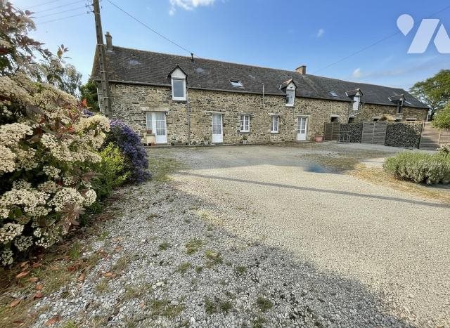 Maison à vendre, 186m², Châteaubourg