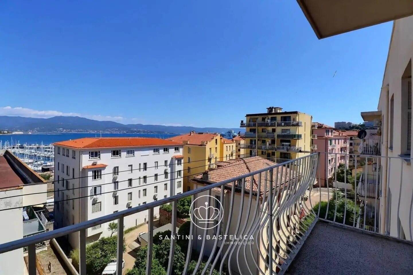 Appartement à vendre, 90m², Ajaccio
