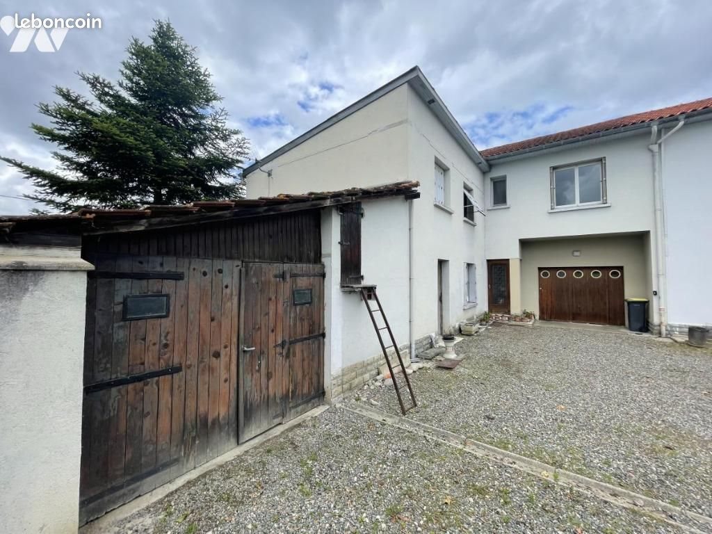 Maison à vendre, 104m², Laloubère