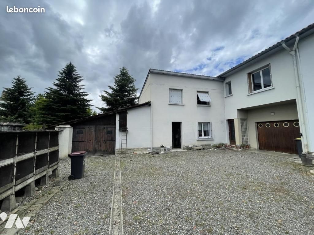 Maison à vendre, 104m², Laloubère