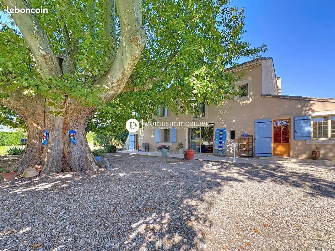 Maison à vendre, 197m², Le Thor