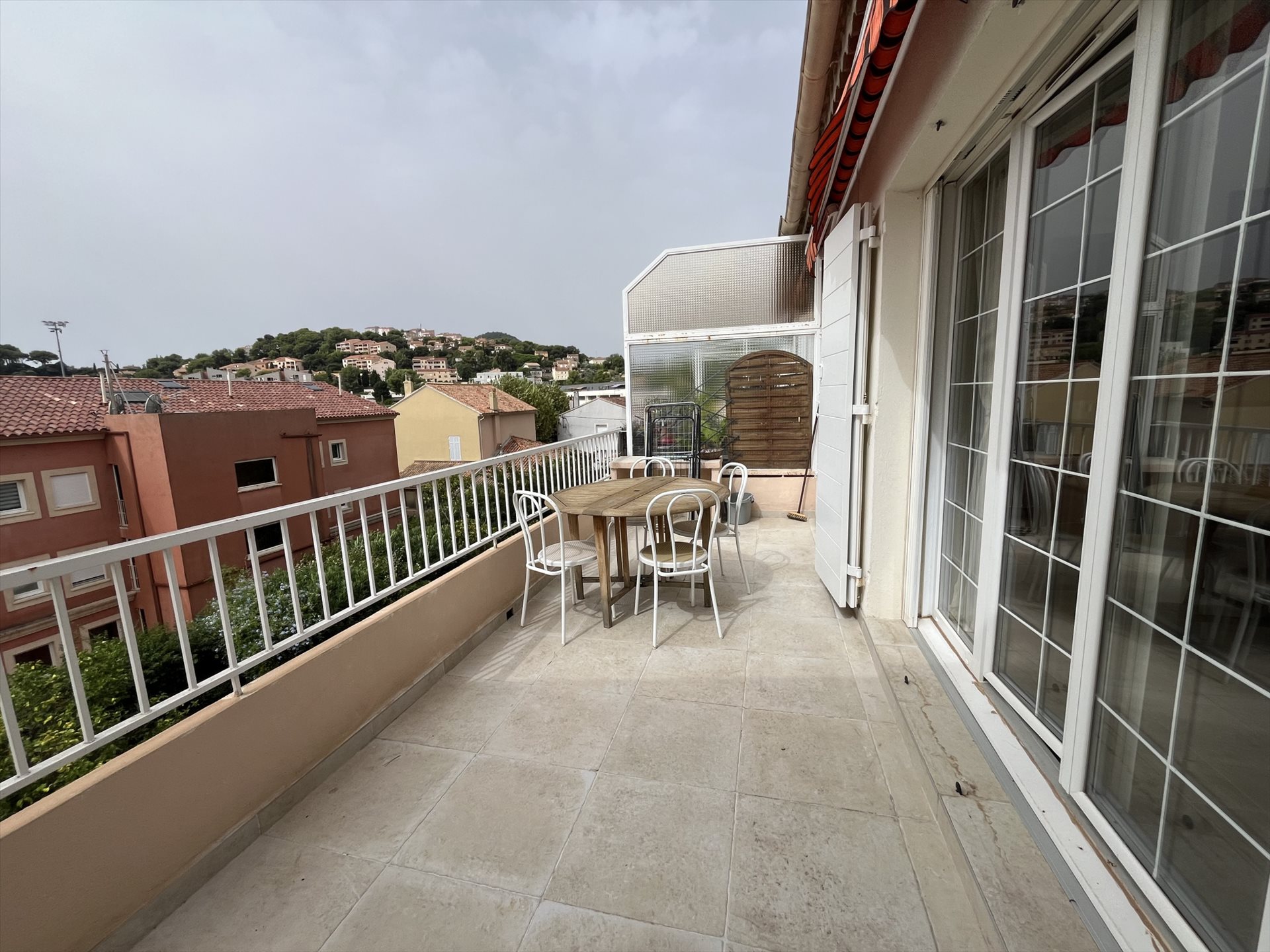 Appartement à louer, 77m², Carqueiranne