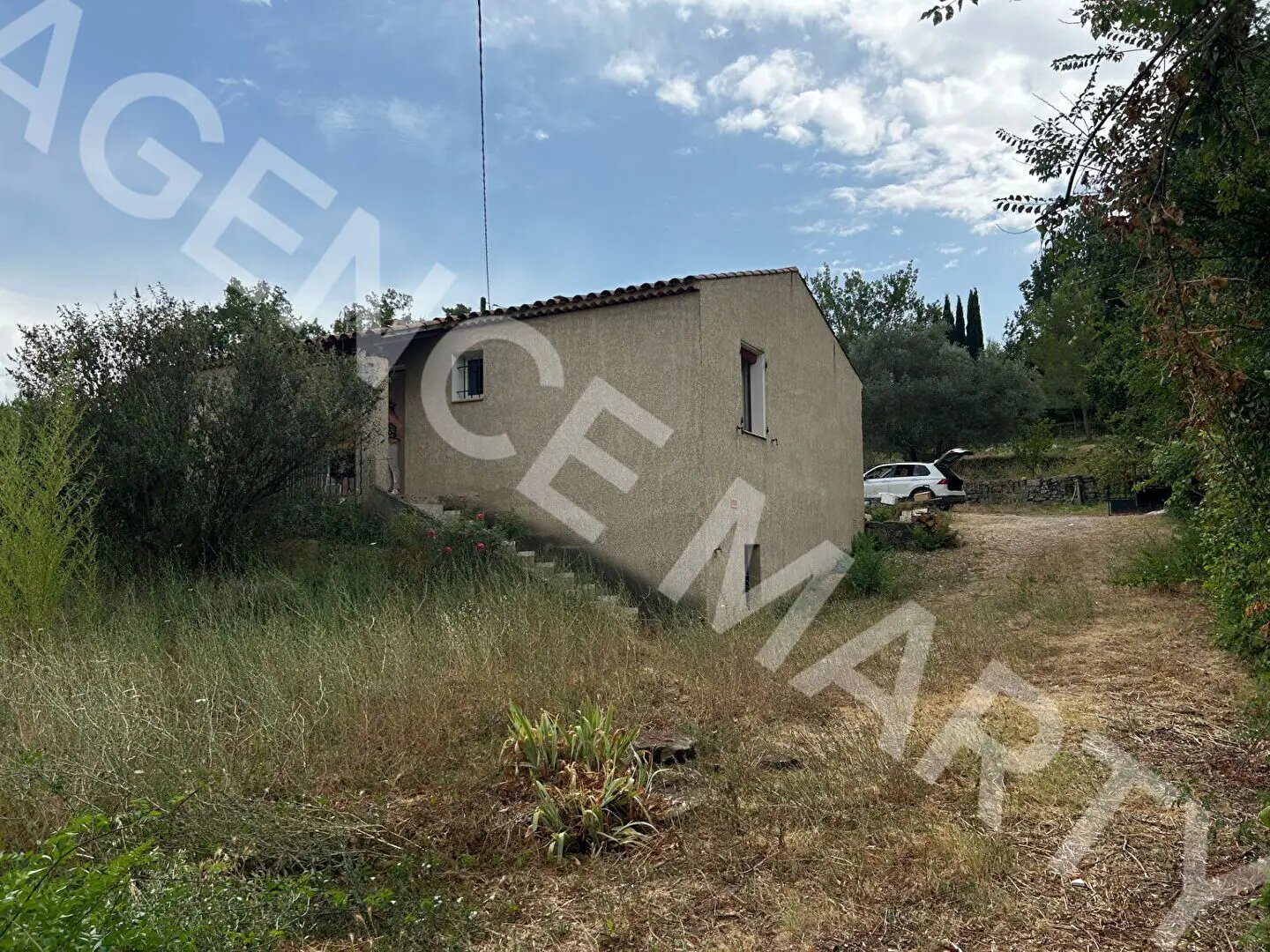 Maison à louer, 79m², Trets