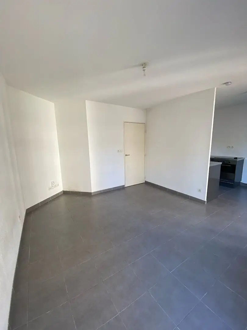 Appartement à louer, 31m², Marseille 2ème