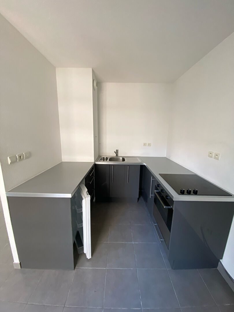 Appartement à louer, 31m², Marseille 2ème