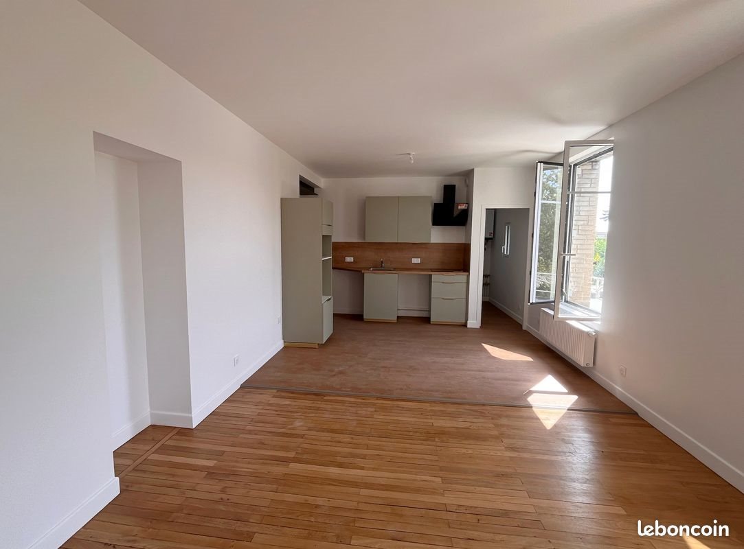Appartement à louer, 78m², Tours