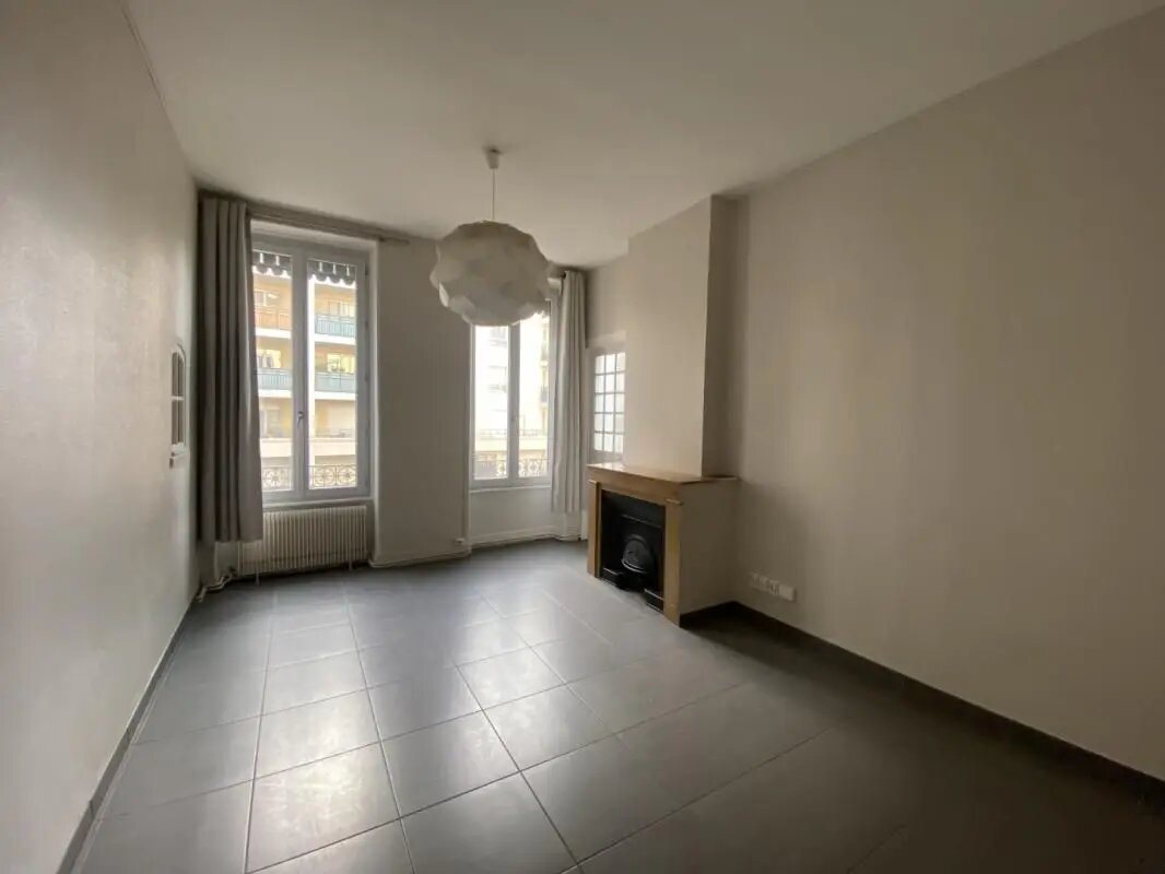 Appartement à louer, 106m², Lyon 8ème