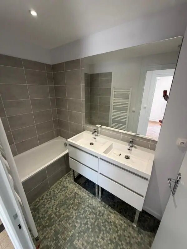 Appartement à louer, 77m², Lyon 8ème