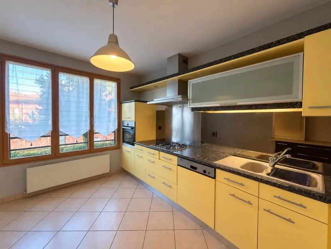 Appartement à louer, 92m², Tassin-la-Demi-Lune