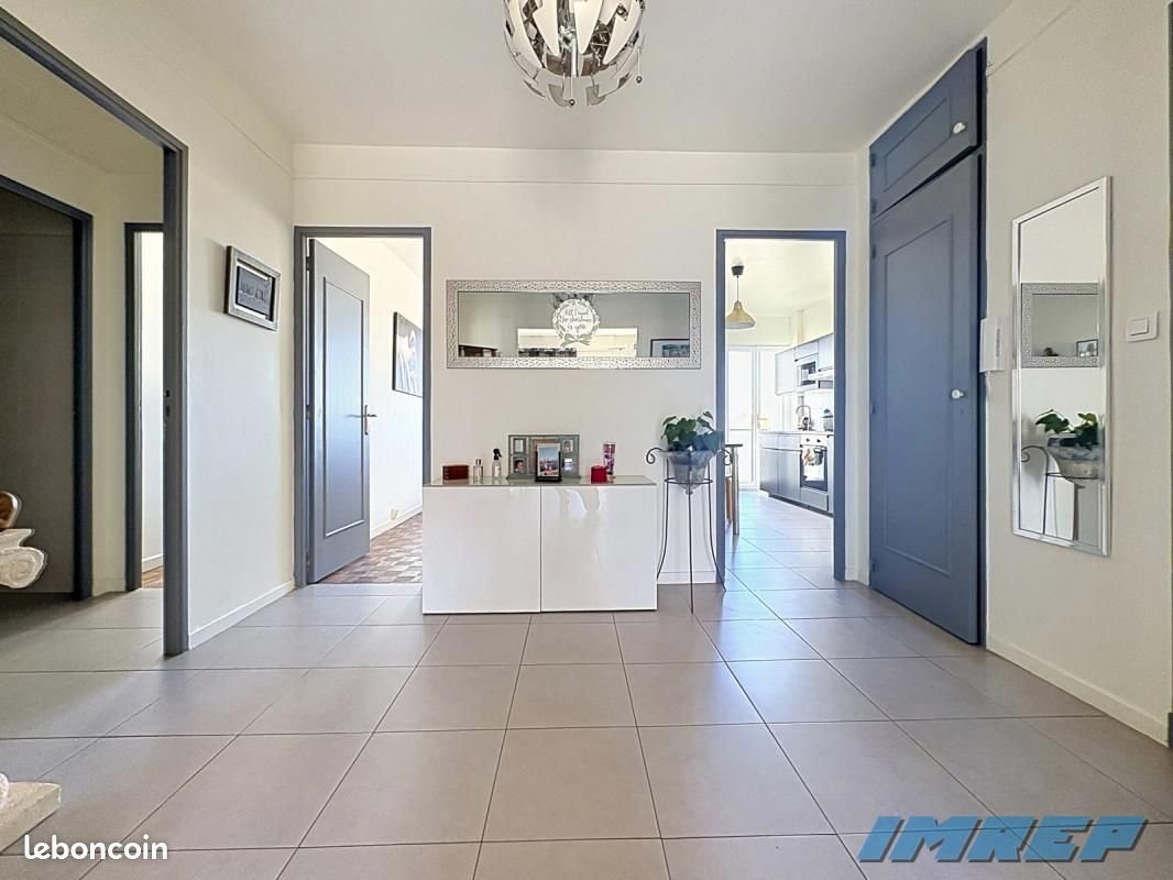 Appartement à louer, 71m², Marseille 7ème