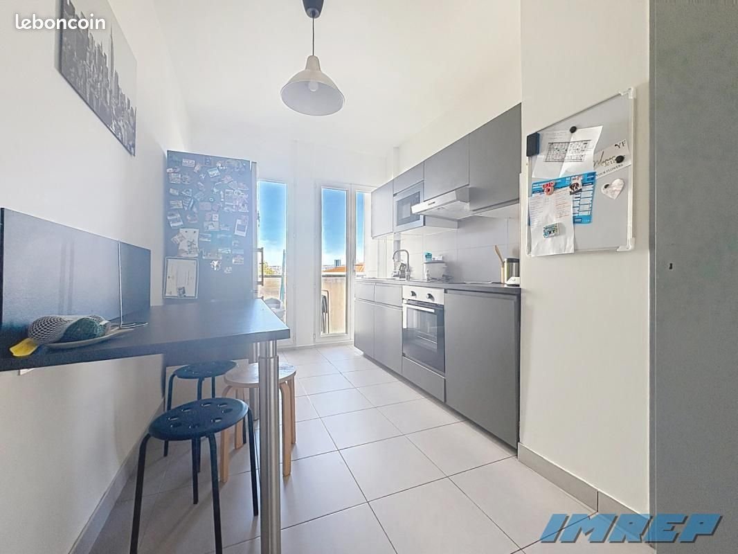 Appartement à louer, 71m², Marseille 7ème