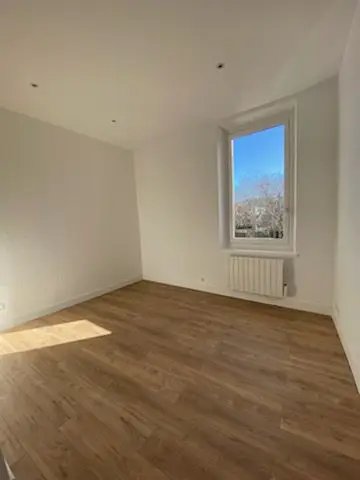 Appartement à louer, 20m², Marseille 8ème