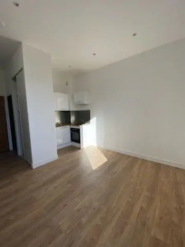 Appartement à louer, 20m², Marseille 8ème